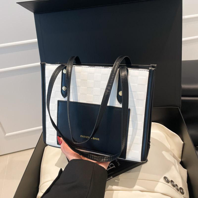 Simple handbag, new shoulder bag, tote bag, large-capacity contrasting color splicing temperament commuter women's bag