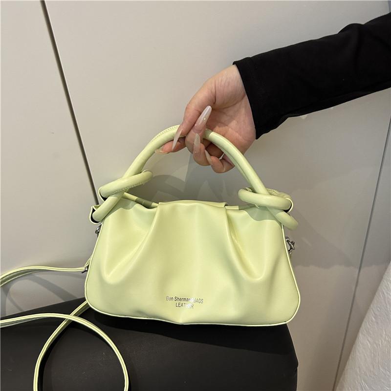 Popular High-end Niche Bag Women's 2025 New Summer Versatile Messenger Bag Fashionable Portable Pleated Small Bag