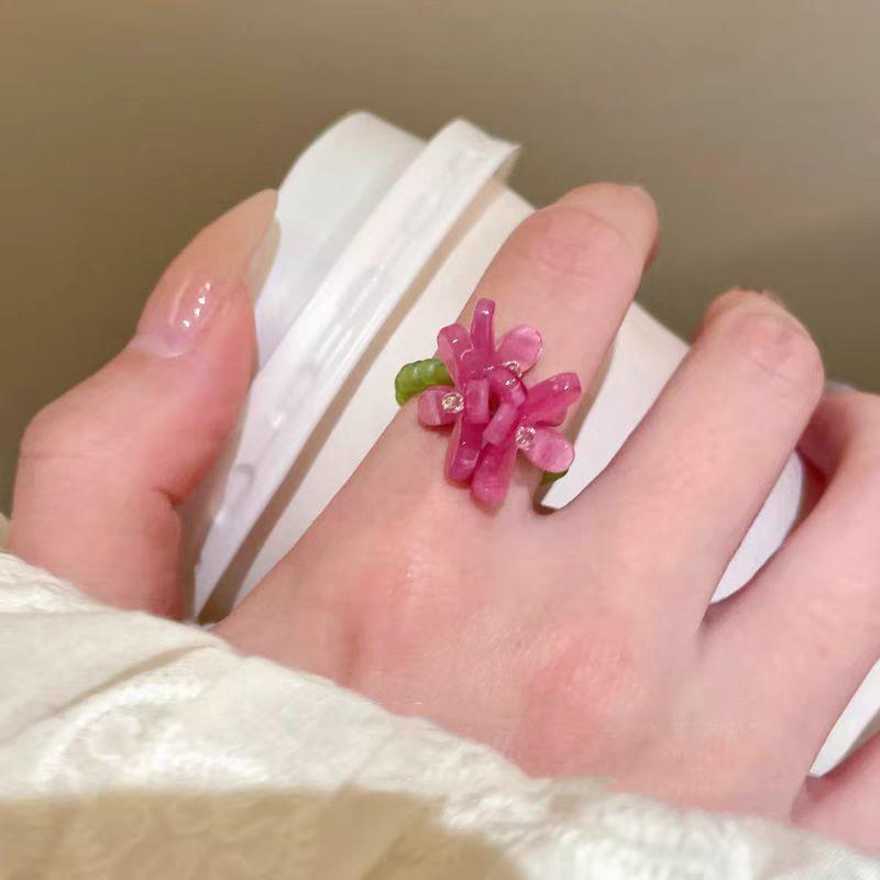 

Fresh Simple Acrylic Wind Chime Flower Elastic Rings Hand Woven Glass Bead Stretchable Women s Ring Y2K Aesthetic Jewelry Gifts