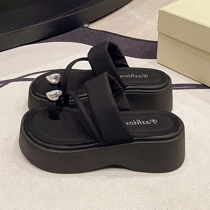 

Premium silver rhinestone toe slippers women s summer wear 2025 new small height-increasing platform beach shoes 35 чорний