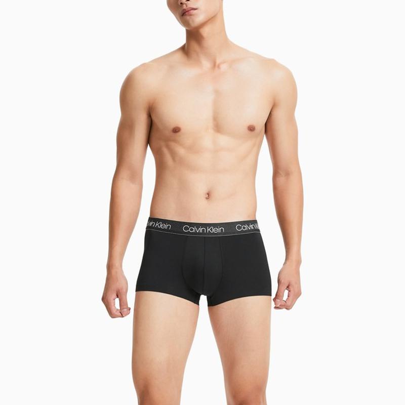 Calvin Klein Air Seamless Series Lightweight Mesh Boxer Briefs Men underwear Black NB2753-UB1