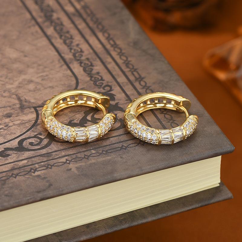 Ear Buckle Zirconia Geometric C-shaped Earrings Delicate Shine Zircon Cute Earrings Female Buckle Fashion Jewelry Women Party Gift Accessories