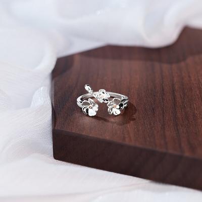 Kamelienring für Damen, leichter Luxus, Nischendesign, Sinn für tägliches Pendeln, Blumenöffnung, verstellbarer Ring