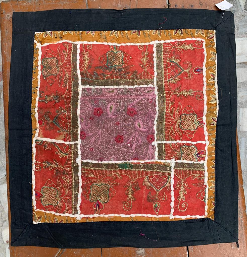 Vintage Altbestand Kissenbezug für Sofa - Ethnische Indische Patchwork-Stickerei