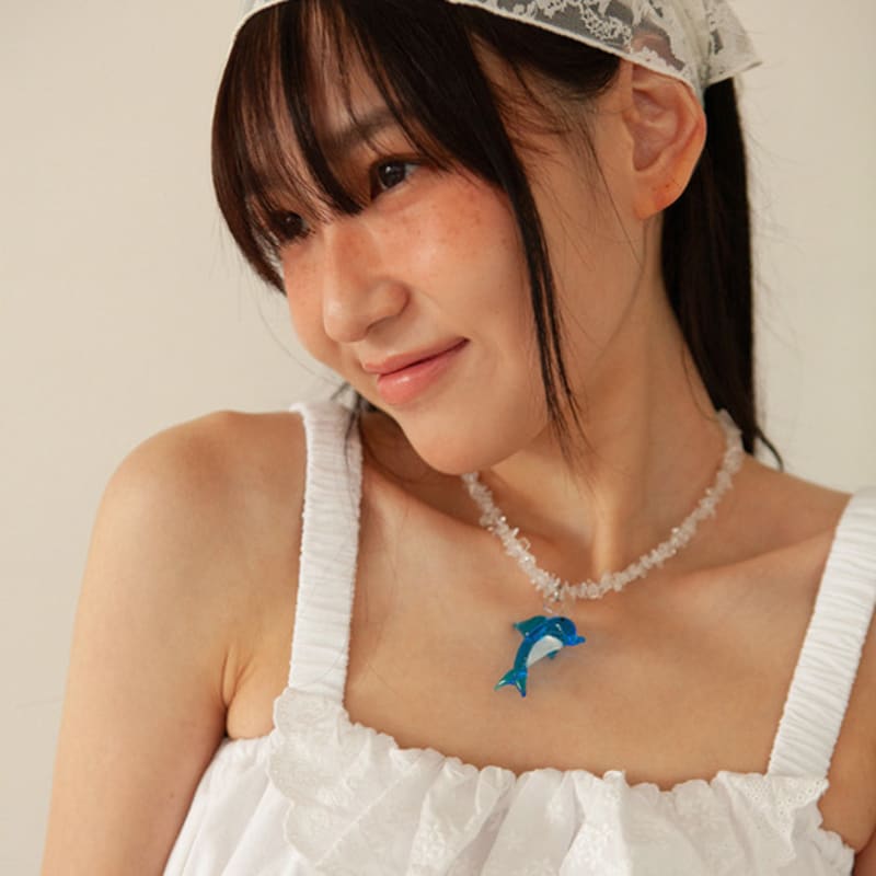 geegee dolphin glass necklace