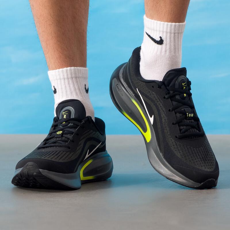 Nike Men s All-Season 7/24 Running Shoes FN0228-008 US 10.5