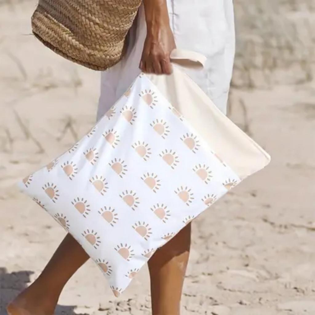 Waterproof Reusable Cloth Bag with Zipper Pocket and Handle - Fashionable Sun Burst Design, Suitable for Beaches, Swimming Pools, Gyms, Yoga