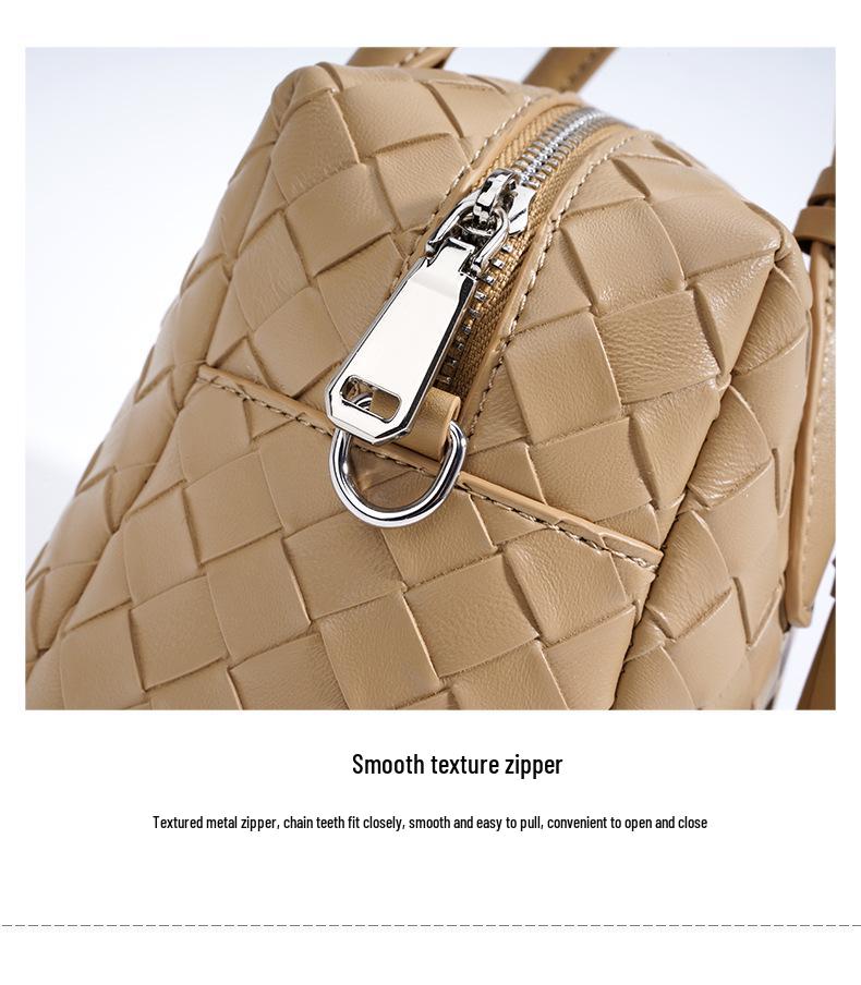 2025 Women's Genuine Leather Diamond Lattice Shoulder Bag - Fashionable and Versatile