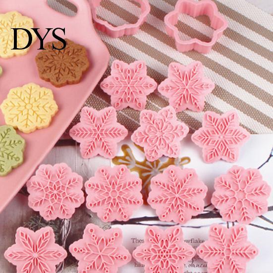Cookie Stamp 9Pcs 3D Fondant Mold Easy to Demold DIY Cake Biscuit Decorating Tools Merry Christmas Snowflake for Home Baking