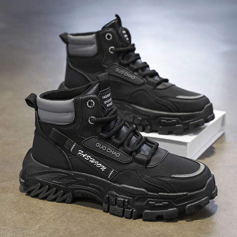 

Men s shoes autumn and winter 2025 new men s Martin boots high-top trendy versatile tooling non-slip and wear-resistant desert boots men 39 чорний