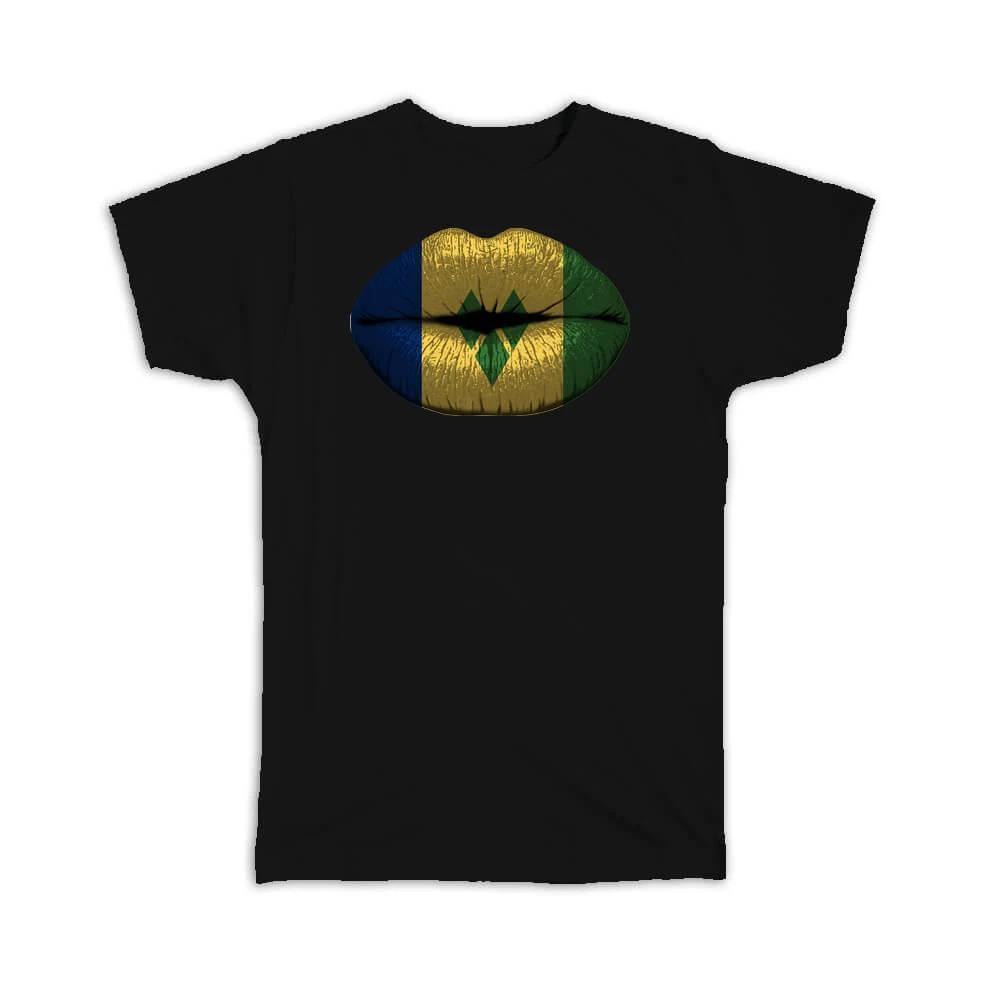 Gift T-Shirt : Lips Saint Vincent And The Grenadines Flag Expat Country For Her 4XL