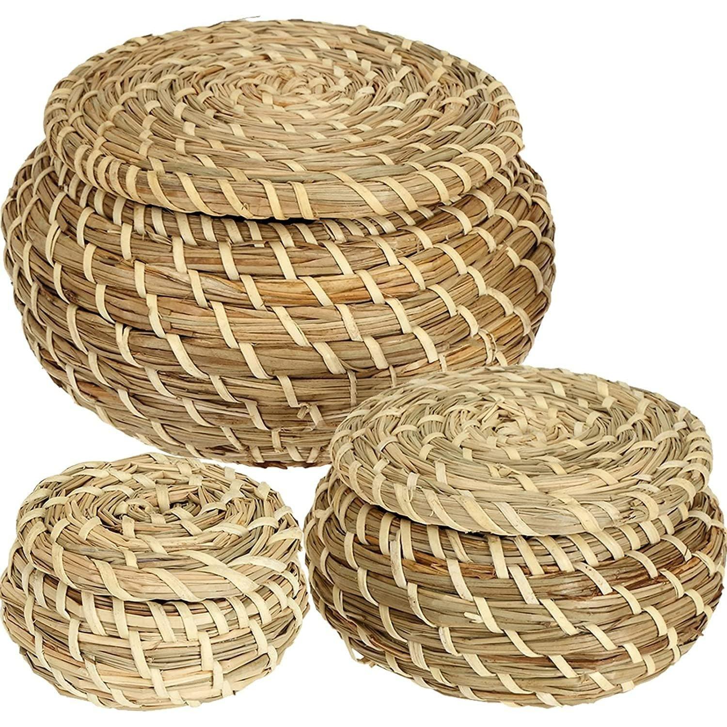 

3 Small Wicker Basket with Lid, Round Woven Seagrass Baskets, Little Handmade Rattan Storage Basket Box for Shelf, Home, Bathroom Decor S3