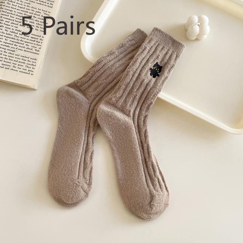5 Pairs of Women's Winter Clothes and Velvet Warm Linen Pattern Embroidery Tube Socks