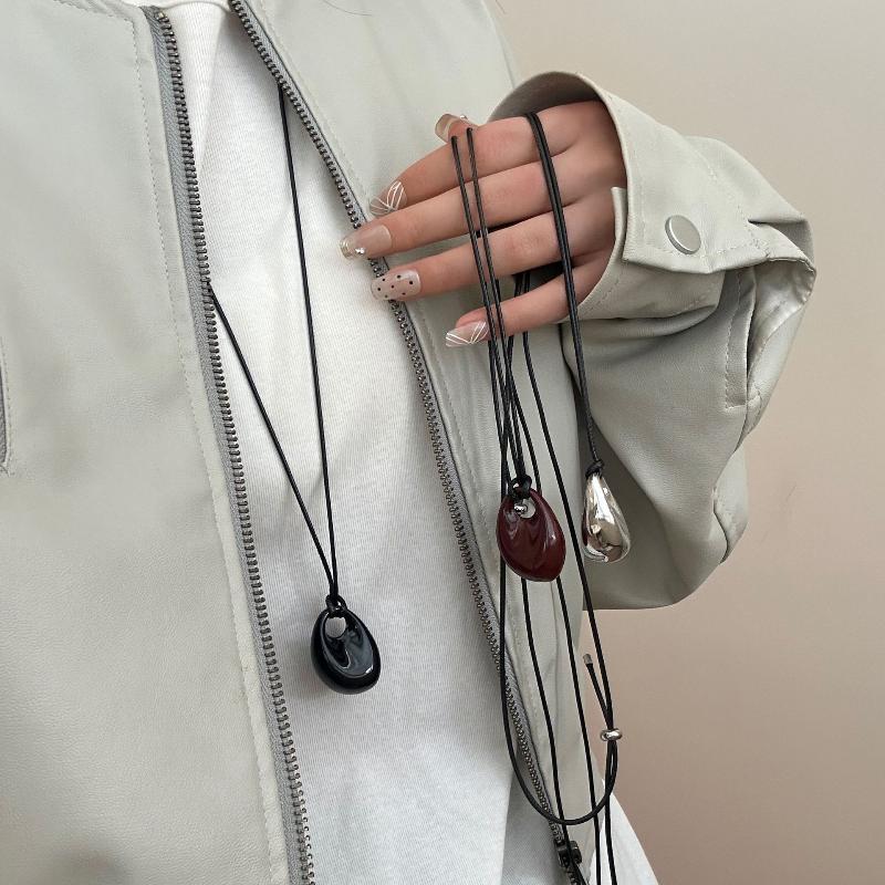 Adjustable Pu Leather Cord Necklace Irregular Bean Pendant Clavicle Chain Geometric Charm Jewelry Unisex Accessories Gift