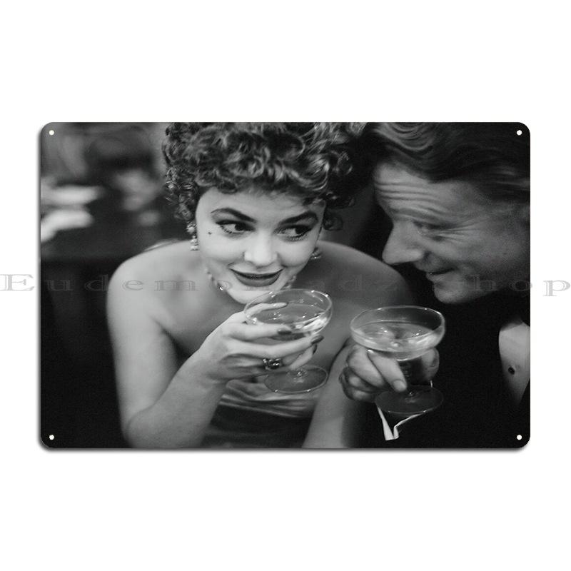 Sophia Loren Champagner Einschenken Schwarzweiß Vintage Wandkunst Metallschild Club Zuhause Sophia Loren Blechschild Poster