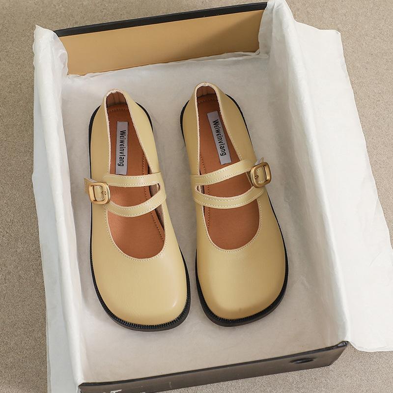 

9693-2 Туфли на плоской подошве в японском французском стиле. Женские повседневные туфли Мэри Джейн. Корейская версия. Женская обувь большого размера с мягкой подошвой и поясом с одним словом. 34 жёлтый