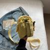 Sporty Drawstring Mobile Phone Bag Lightweight Commuting Outdoor Casual Crossbody Women's Bag