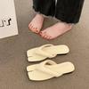 Non-slip flat-bottomed cool slippers versatile flip-flops women's summer soft-bottomed fashion clip to wear outside the beach 2025 toe new pig's