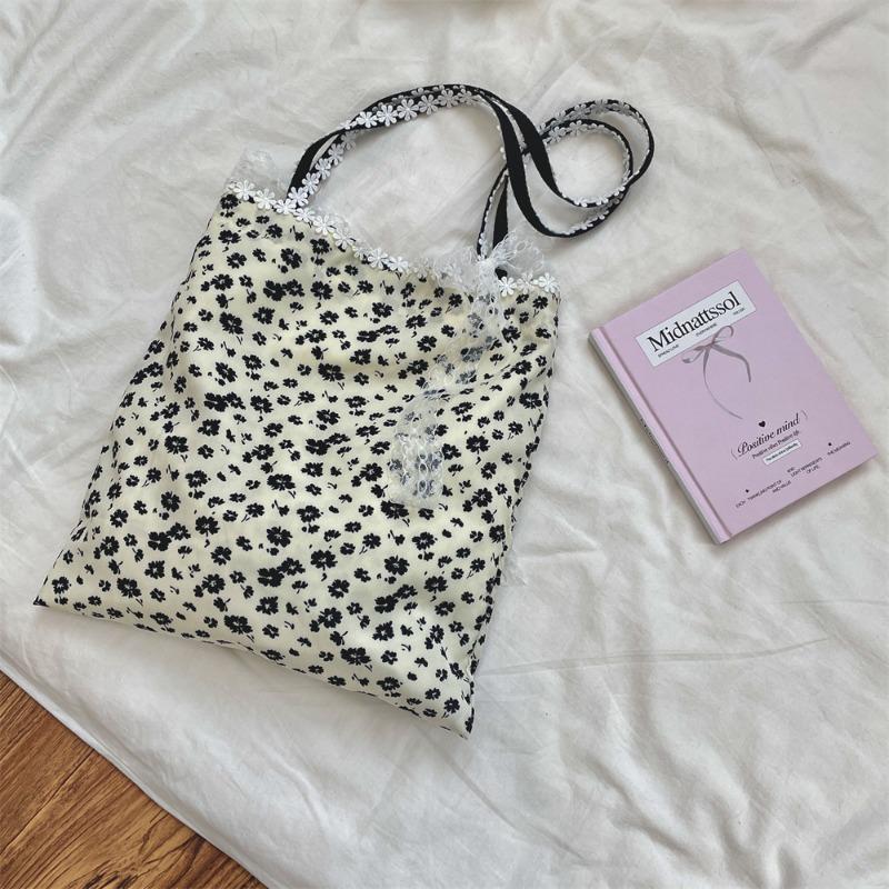 2 Gentle Girl Heart Design New Splicing Lace Bow Shoulder Bag Black Floral Canvas Bag Bag