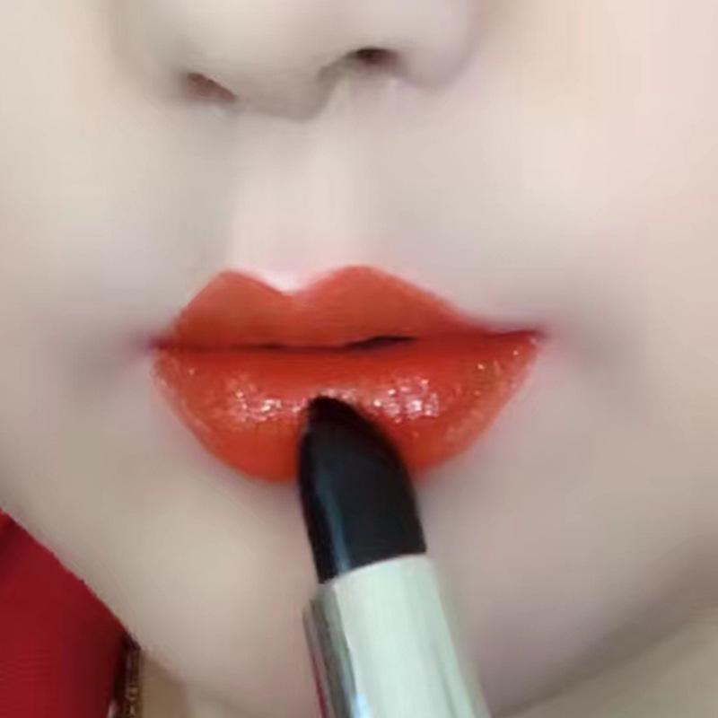 

Sherffy Увлажняющая помада, меняющая цвет: Стойкая, Неприлипающая, Водостойкая в Черном, Ярко-Красном и Грейпфрутово-Оранжевом оттенках. 3.5g