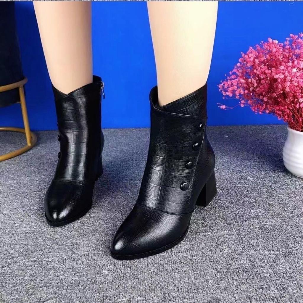 Soft Leather Soft Sole Thick Heel High Heel Fashion Boots Women's 2025 New Women's Boots Fleece Boots Side Zipper Medium Boots Women's Tide
