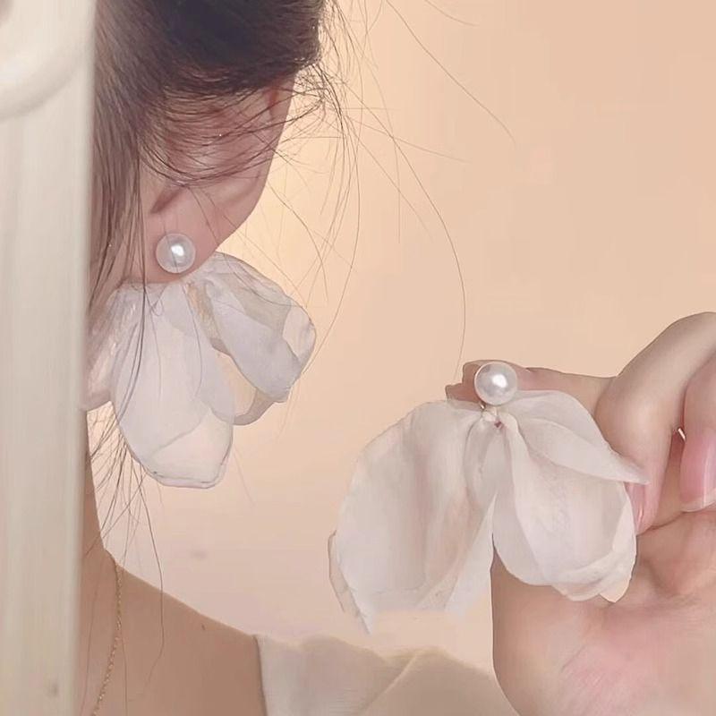 

S925 Sterling Silver Flower Pearl Earrings 2025 New Best Selling Fancy High-Profile Earrings Dual-Wear Type Graceful Earrings Pair of petal Shijia pearl earrings