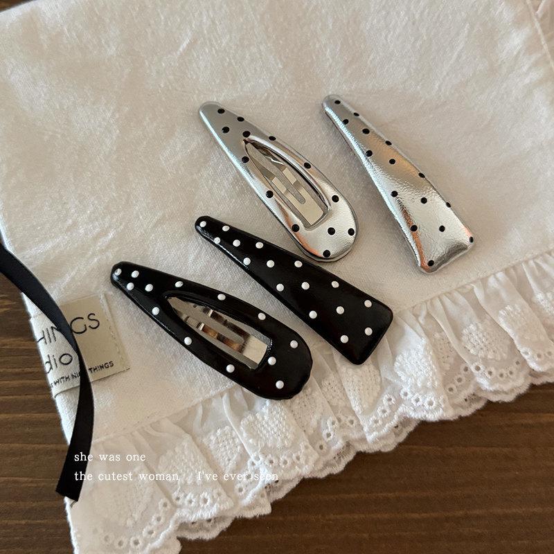 French Retro Polka Dot BB Side Clip, Versatile Bangs & Forehead Hair Clip for Women, Stylish Small Hair Accessory.
