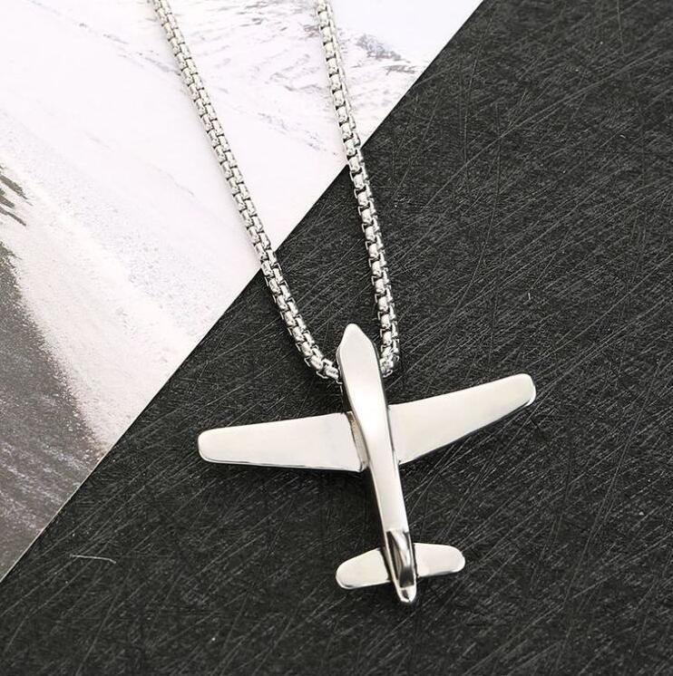 Trendy Unisex Airplane Pendant Necklace - Hip-Hop European & American Style, Versatile Sweater Chain for Kids and Adults.