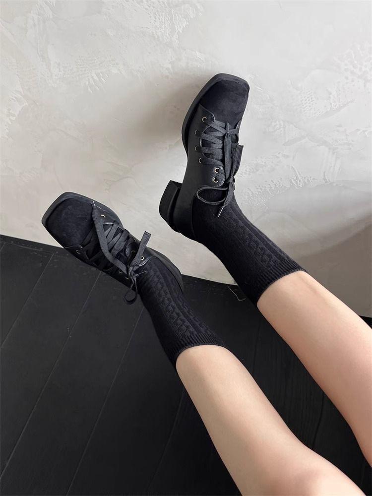 Autumn Retro Lace-Up Chunky Heel Square Toe Leather Shoes for Women