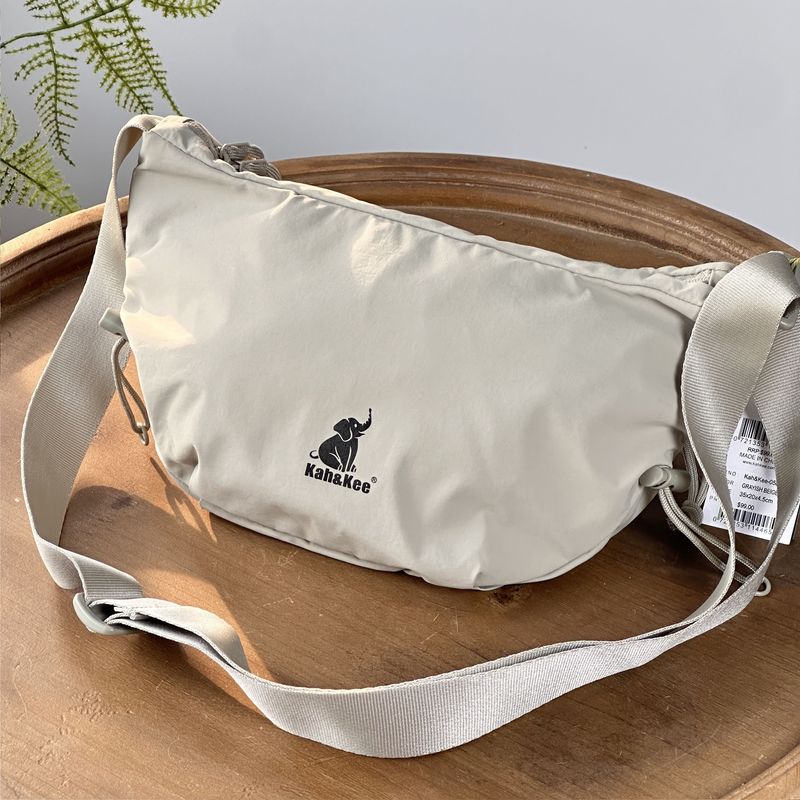 

Beautiful [Fidelity] Counter Genuine Goods Crossbody Bag Female Travel Backpack Mobile Phone Bag Chest Bag Shoulder Bag Travel Bag Apricot beige