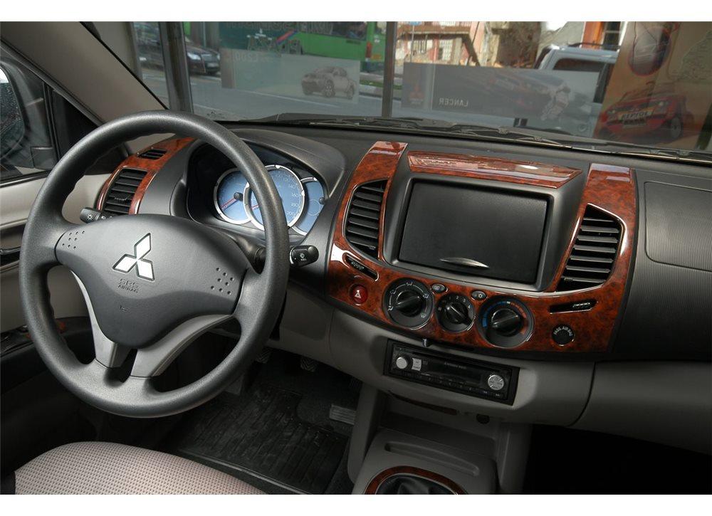 

Panel overlays (13 parts) Tree for Mitsubishi L200 2006-2015
