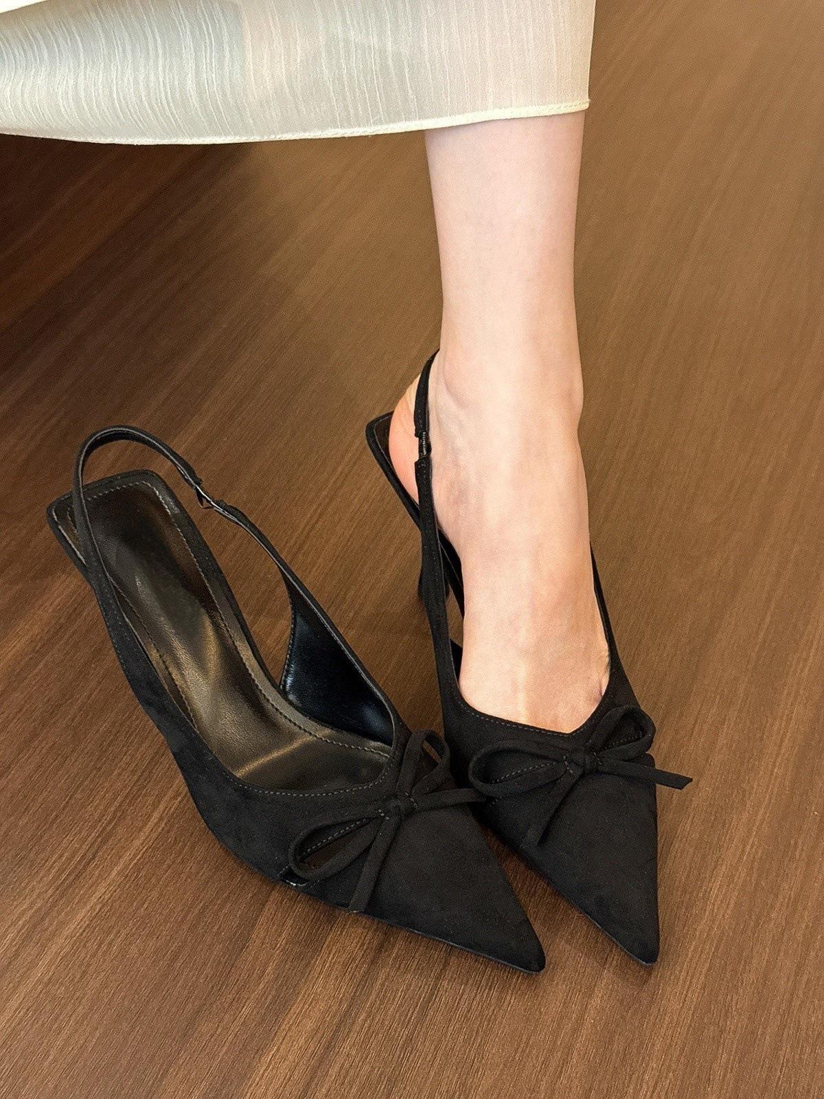 

Любовь несчастная!! Темпераментные туфли-лодочки с острым носком и бантом, женские леопардовые босоножки с закрытой пяткой 40 чёрный