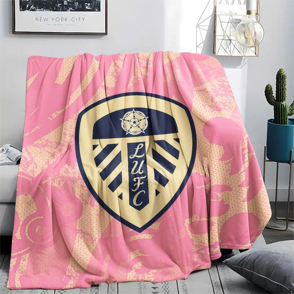 1pz Coperta in Flanella con Fantasia Leeds United Adatta a Tutte le Stagioni per Arredamento Casa Calore e Comfort Regali Regalo Festivo