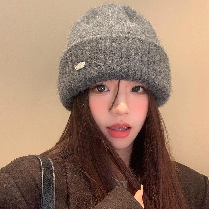 Korean version gray knitted wool hat women's season versatile face small hat big head circumference ear protection cold hat