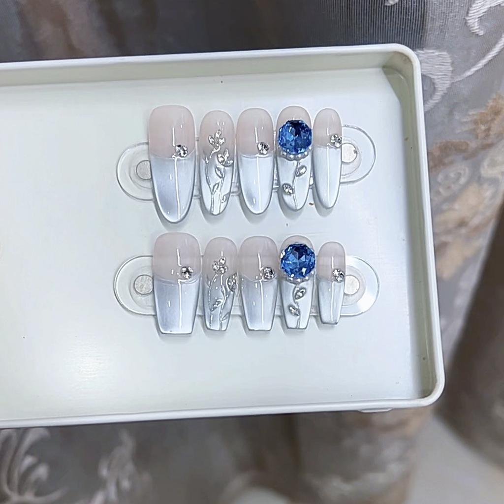 Hand-woven Armor Spring and Summer New Blue Rose Ice-Transparent Three-dimensional Zircon Diamond Cat's Eye Nail Art Patch