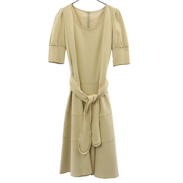 

TO BE CHIC сделано в Японии Платье с коротким рукавом длиной до колена 42 бежевое Женское Б/У