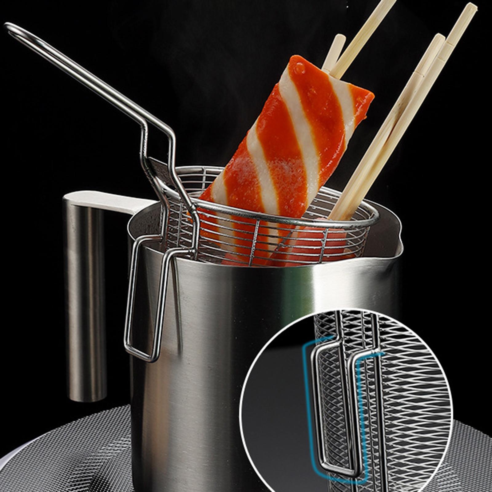 

Mesh Skimmer Basket Stainless Steel Frying Basket with Handle Deep Fry Basket for Food Preparation 10cm