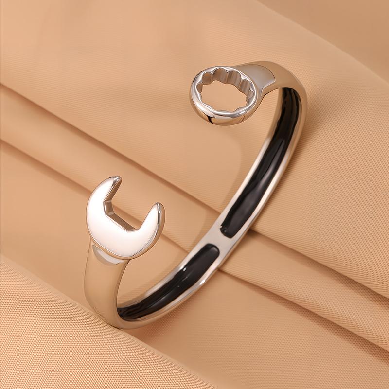 Fashionable Japanese and Korean Style Men's Design Wrench Opening Street Versatile Bracelet