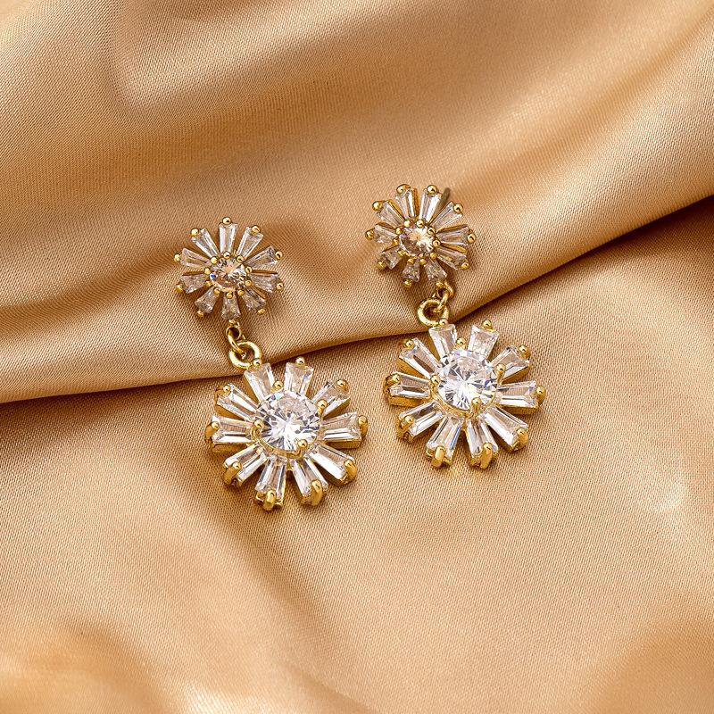 Light luxury style super flash ins style advanced sense zircon exquisite versatile simple temperament earrings earrings women