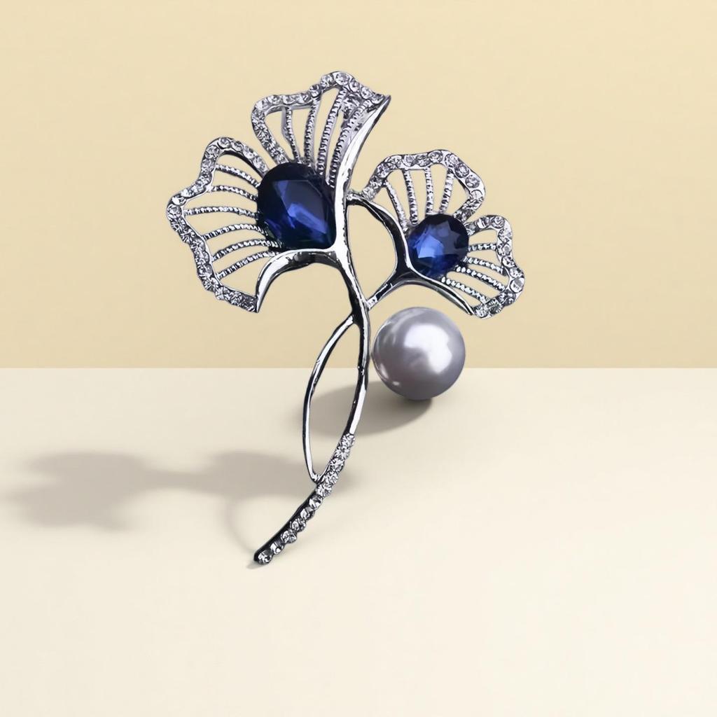 Korean Elegant Pearl Flower Brooch - Versatile, Luxurious Design for Women