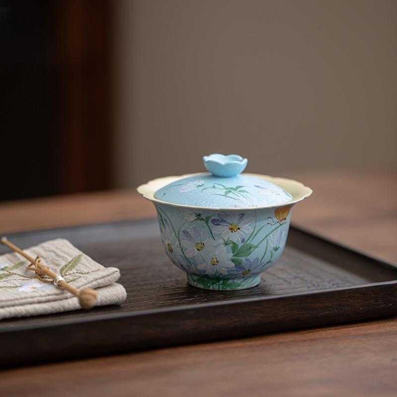 Hand Painted Lake Blue Flower Gaiwan Ceramic Kung Fu Tea Set Anti Scald Home Teaware for Women Tea Brewing Bowl