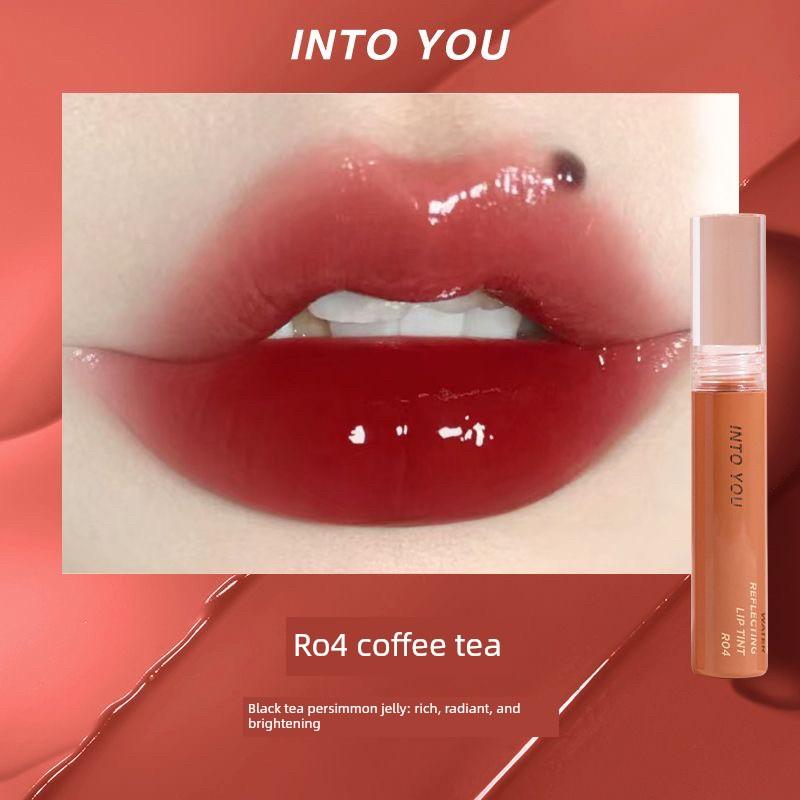 Into You Water Refractive Lip Glaze Lipstick with a High-End Feel and Pearlescent Finish to Create a Pure and Alluring Look