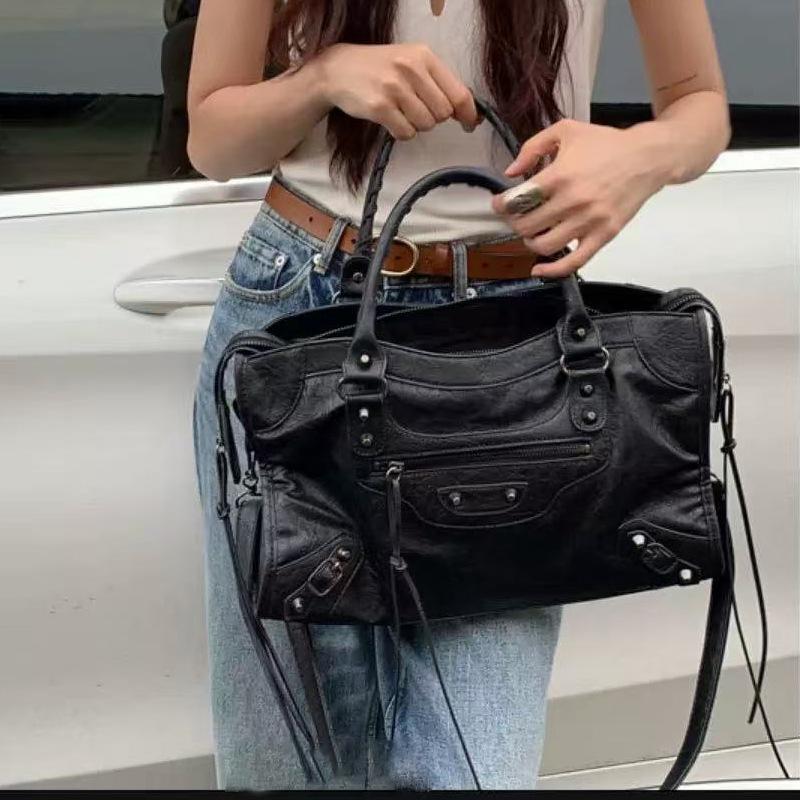 Stadtmotorrad Schultertasche Tragetasche für Damen Designer Herbst und Winter Handtasche Crossbody Große Kapazität