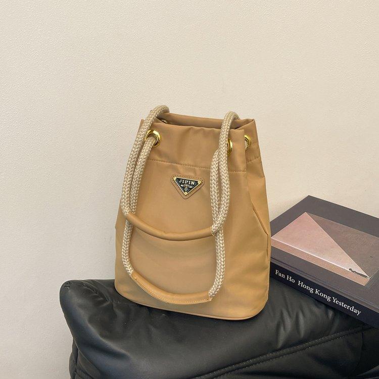 

Trend women s slanted shoulder bag 2025 new fashion bag single shoulder fashion simple women s bag casual slanted span one size fits all хаки