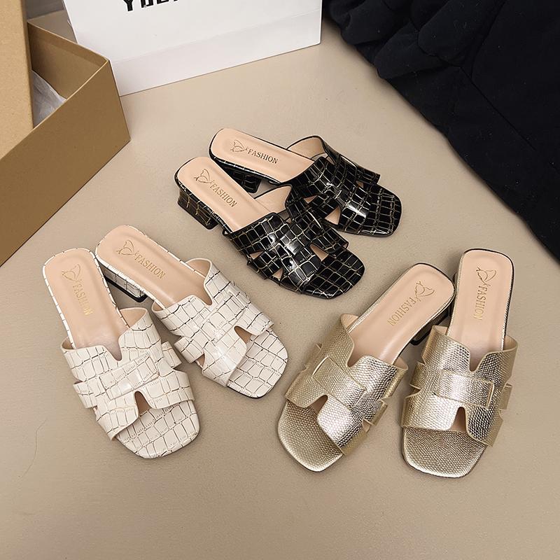 Fashion 2025Women Sandals Square Heels Elegant Summer Slippers Outdoor Square Head Leather Female Slides