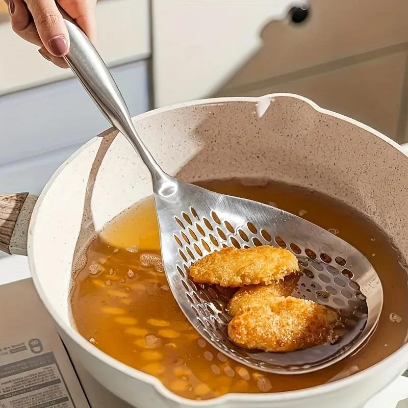 Stainless Steel Colander Skimmer Spoon Used for Deep Fried Noodles Pepper Cooking Heavy Food Strainer Kitchen Utensils6