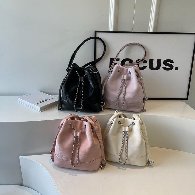 Bag Women's 2025 New PU Soft Surface Foreign Style Versatile Chain Shoulder Bag Temperament Versatile Backpack