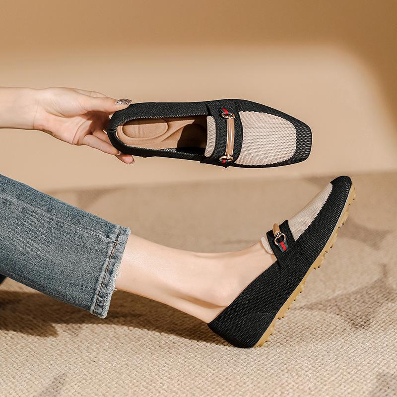 

New square head fly-woven flat-soled single shoes women s woven one-pedal knitted shoes large size Doudou shoes 34