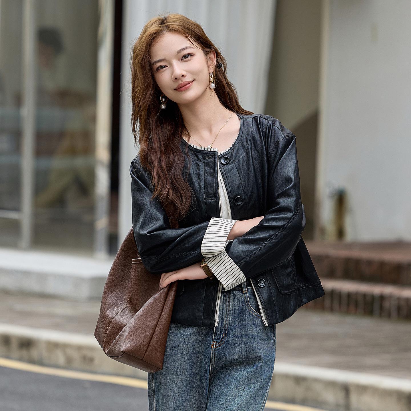 

Women s 2025 Vintage Lambskin Leather Motorcycle Jacket - Round Neck, Casual, High-End Fashion Medium