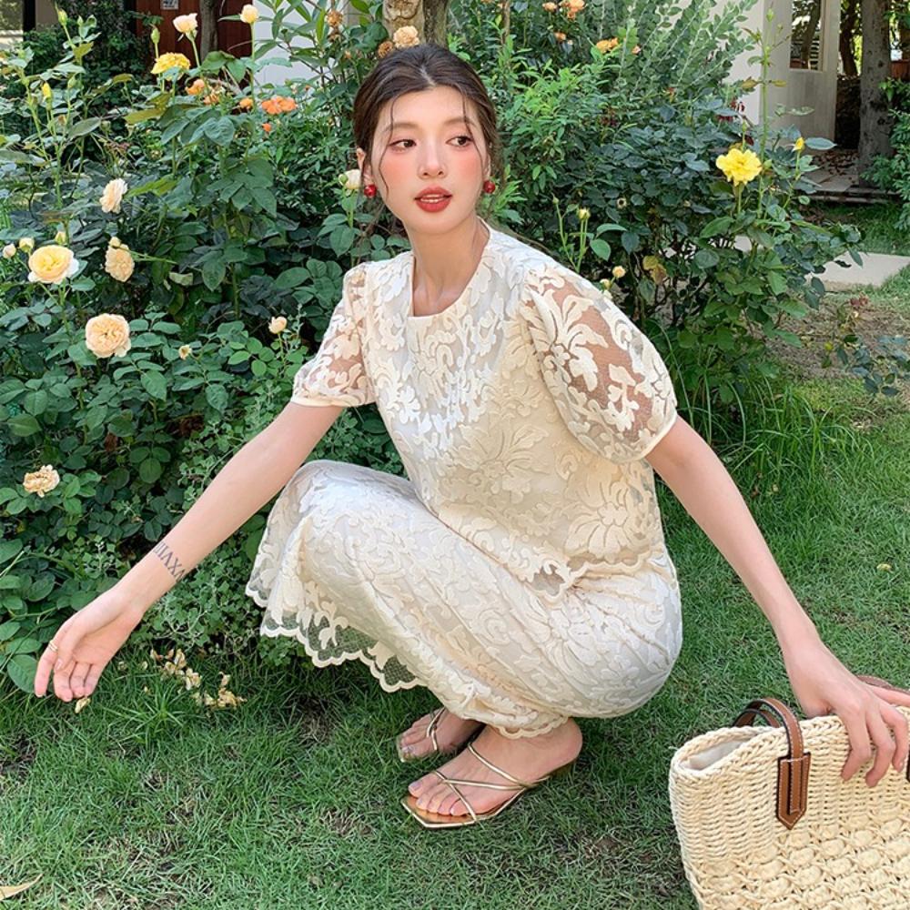 Luxury Temperament Beige Embroidery Lace 2 Piece Dress Sets Women Elegant Embroidery Crop Top and Midi Skirt Suits Outfits Female